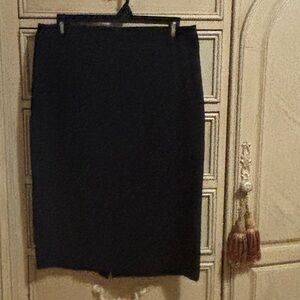 Elegant Black Pencil Skirt